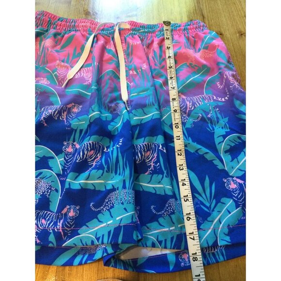 Chubbies Mens Swim Trunks Shorts Size L Jungle Tiger Print Pink Blue Mesh Liner - Picture 8 of 9